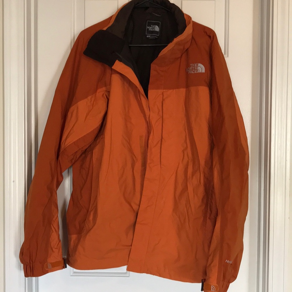 THE NORTH FACE jacket in burnt orange